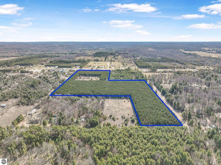 Property Photo:  7020 NW Round Lake Road  MI 49676 