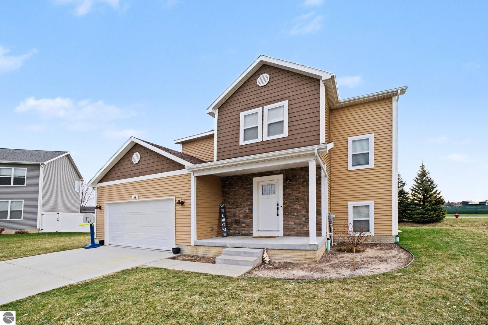 Property Photo:  1541 Batson Place  MI 48858 