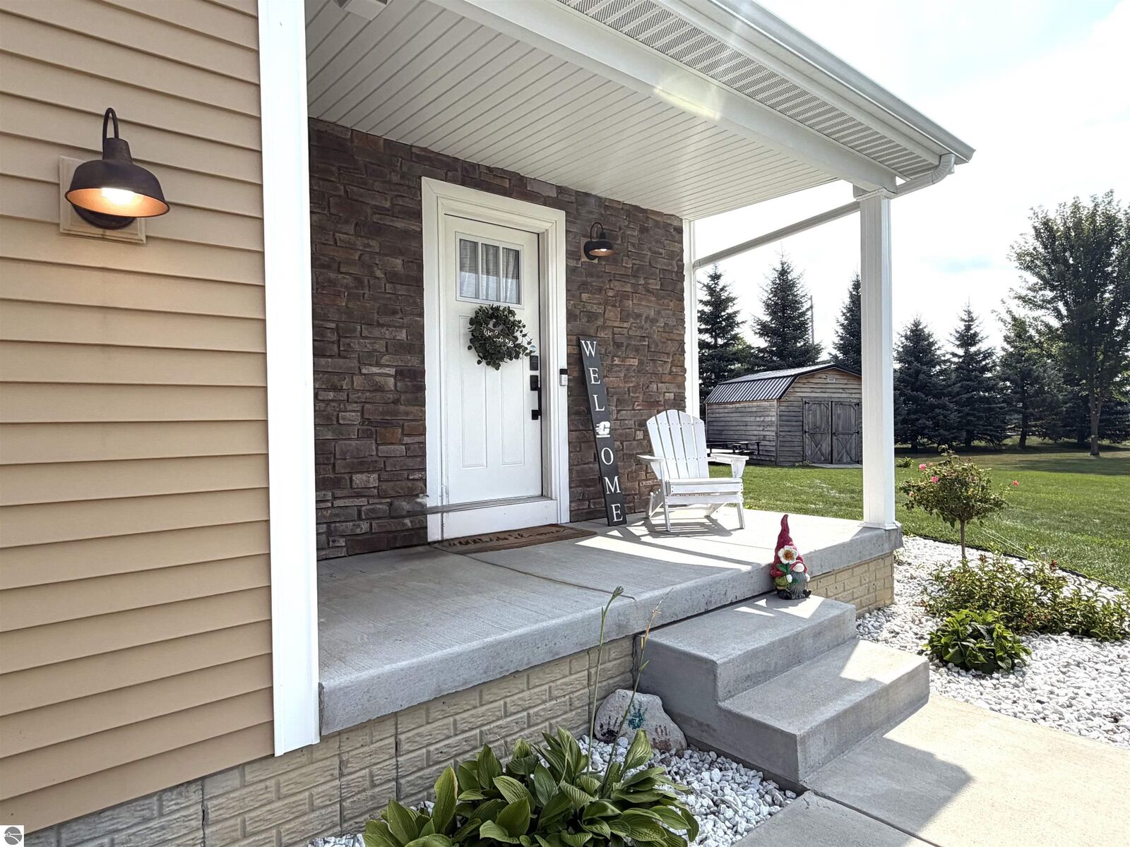 Property Photo: 1541 Batson Place MI 48858