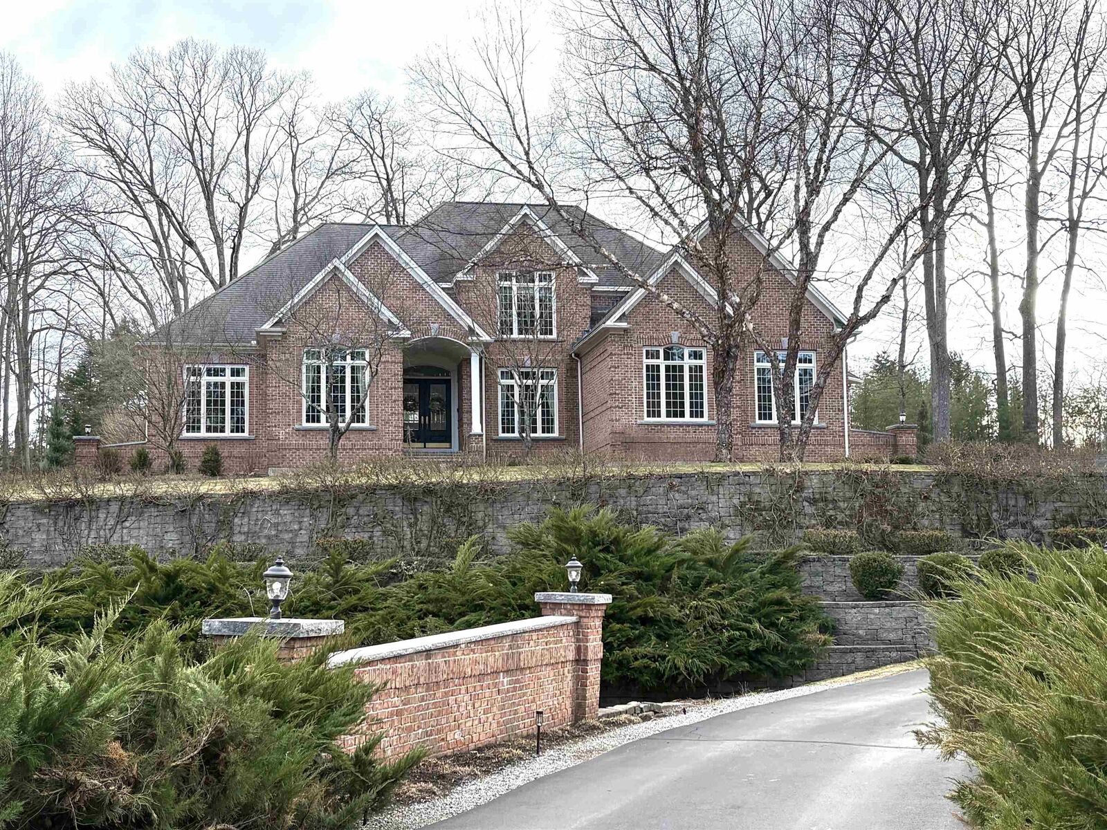 Property Photo:  60 Riddle Drive  NH 03110 
