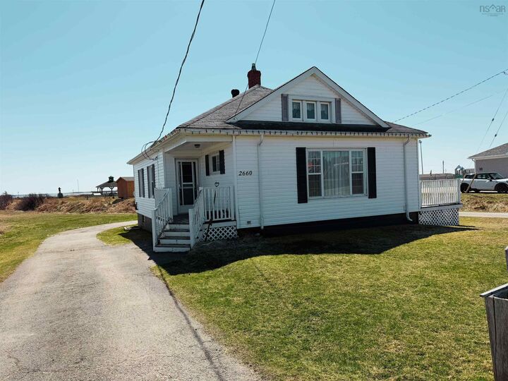 2660 Main Street — photo 1