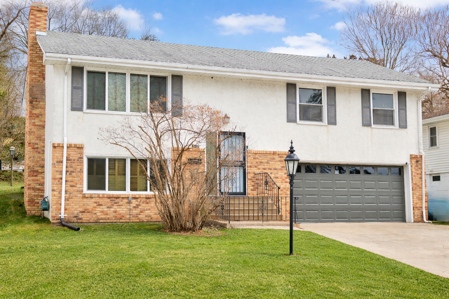 Property Photo: 317 Madison Avenue N MN 55343