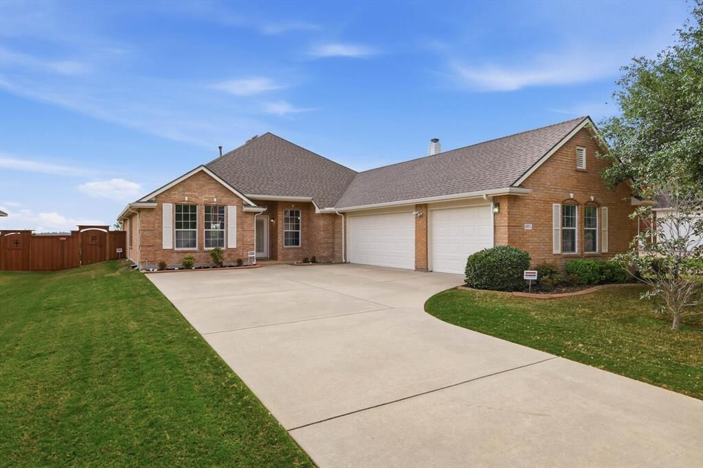Property Photo:  4024 Stone Haven Drive  TX 75043 