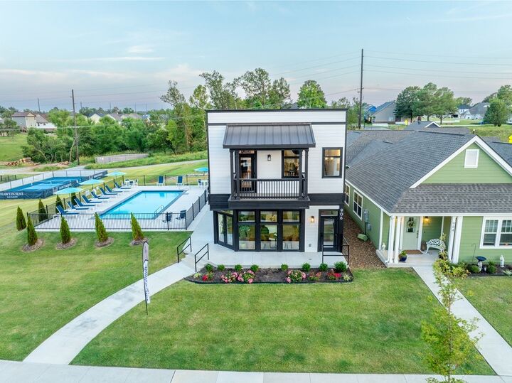 Property Photo: 905 NE Heights Lane AR 72712