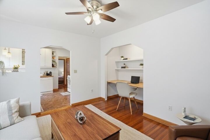 Property Photo:  5 Brewer St 3  MA 02138 