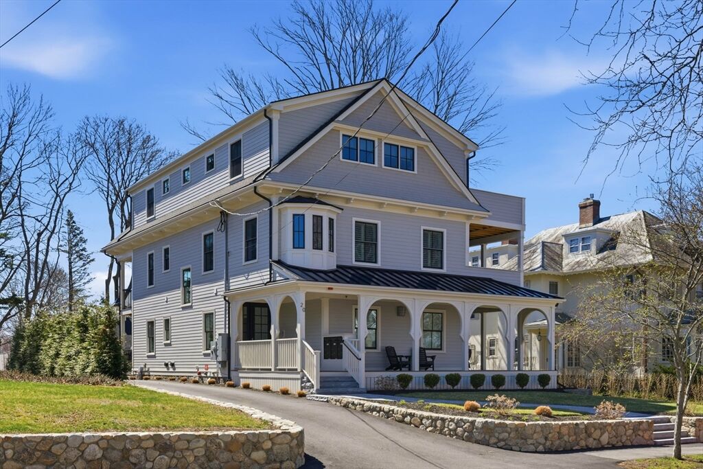 Property Photo:  20 Lawrence 2  MA 01880 