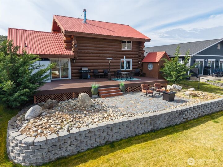 Property Photo: 215 W Marine View Place WA 98843