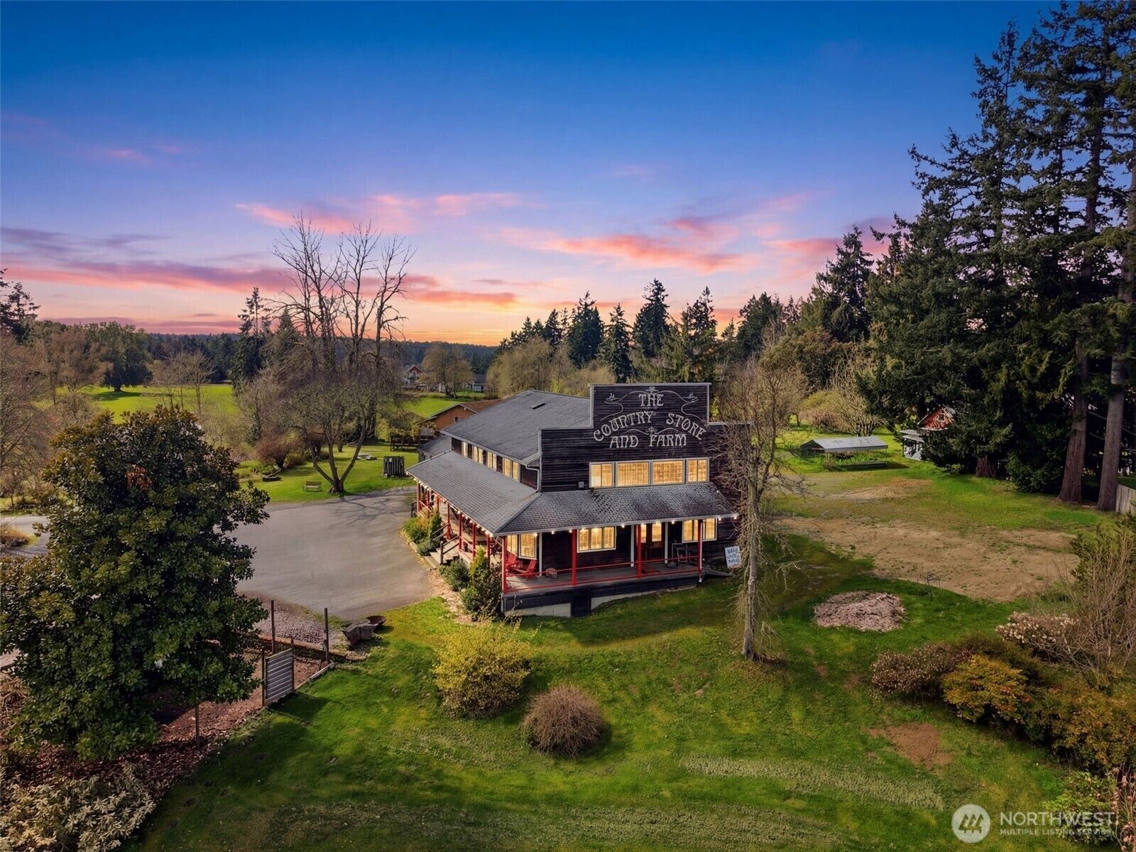 Property Photo: 20211 Vashon Highway SW WA 98070