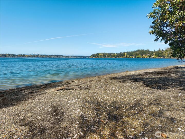 Property Photo:  5023  Cooper Point Road NW  WA 98502 