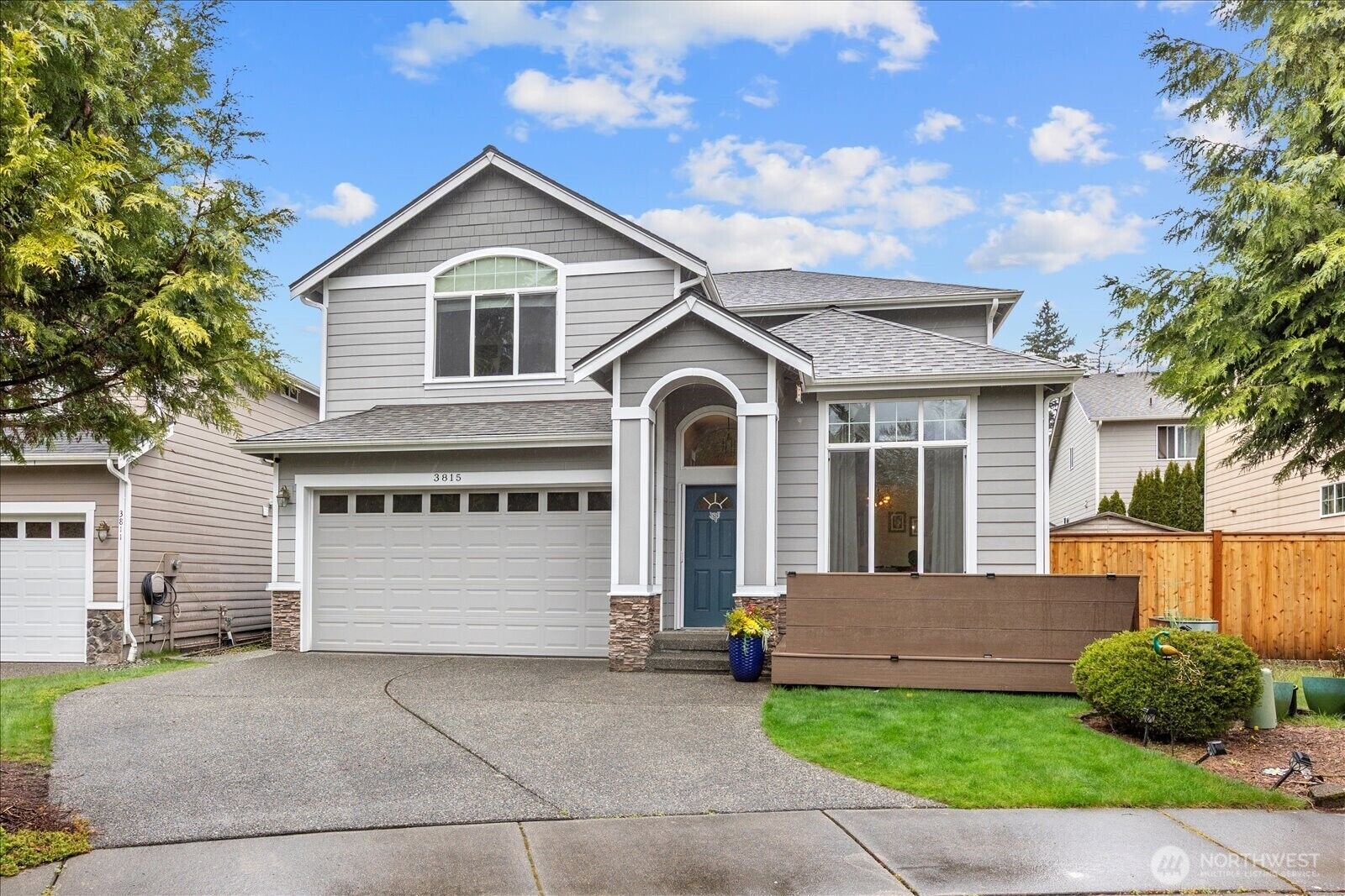 Property Photo:  3815  161st Place SE  WA 98012 