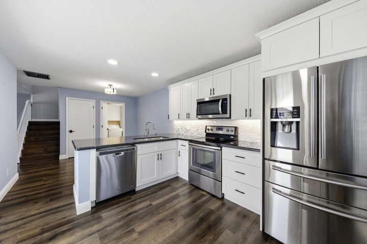 Property Photo: 4802 Roxbury Court FL 33436