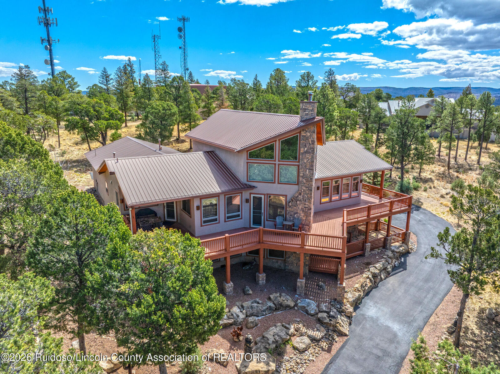Property Photo:  507 Excalibur Road  NM 88345 