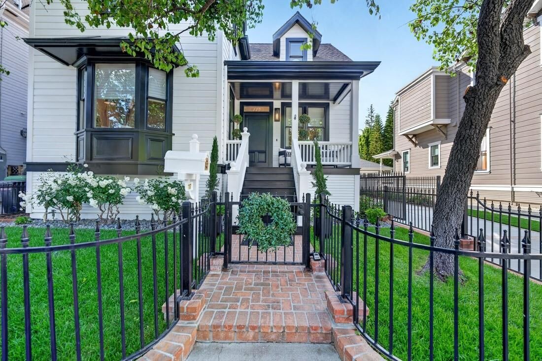 Property Photo:  117 Edelen Avenue  CA 95030 