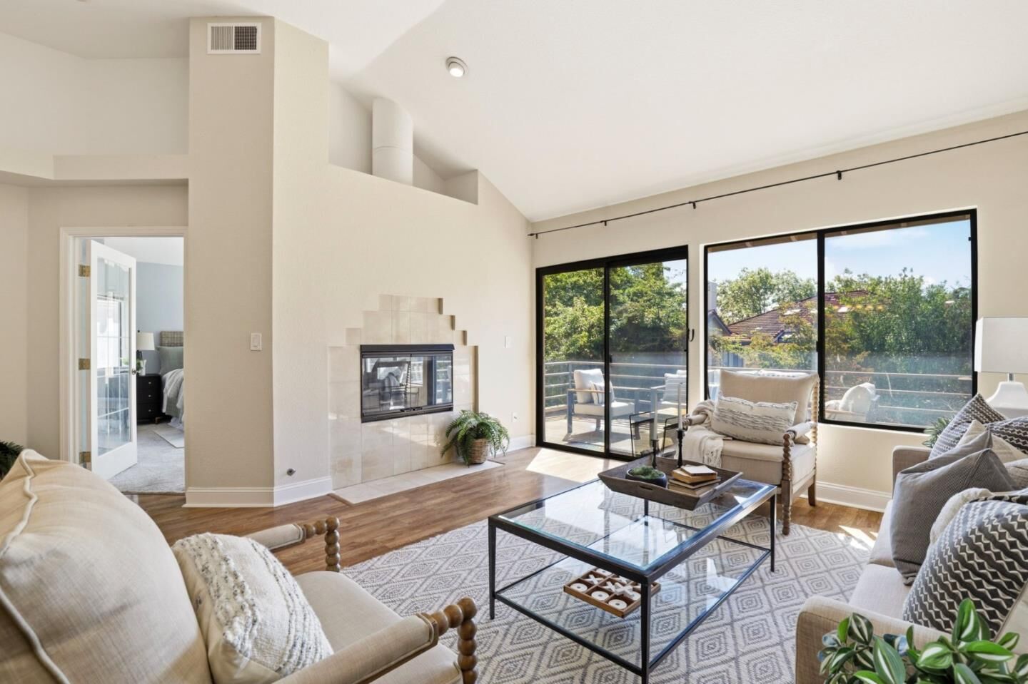 Property Photo:  719 Lakemont Place 3  CA 94582 