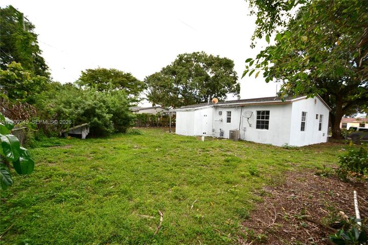 Property Photo:  16400 NW 17th Ct  FL 33054 