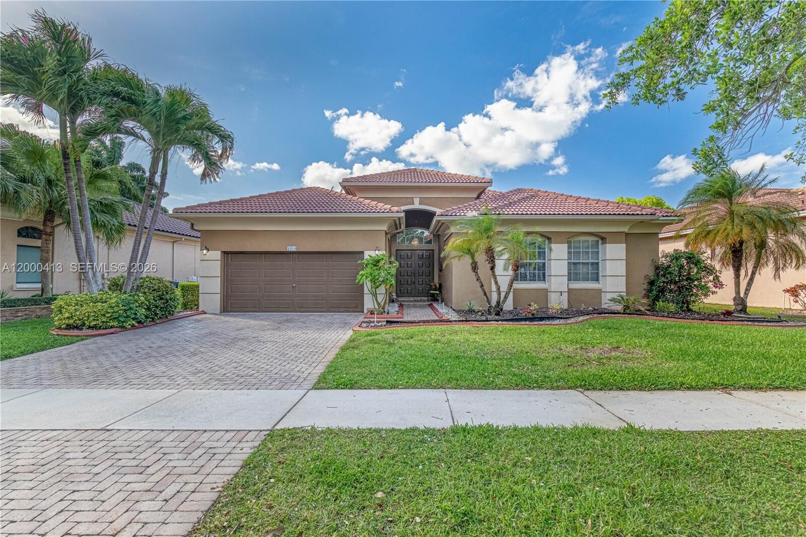 Property Photo:  3310 SW 192nd Ave  FL 33029 