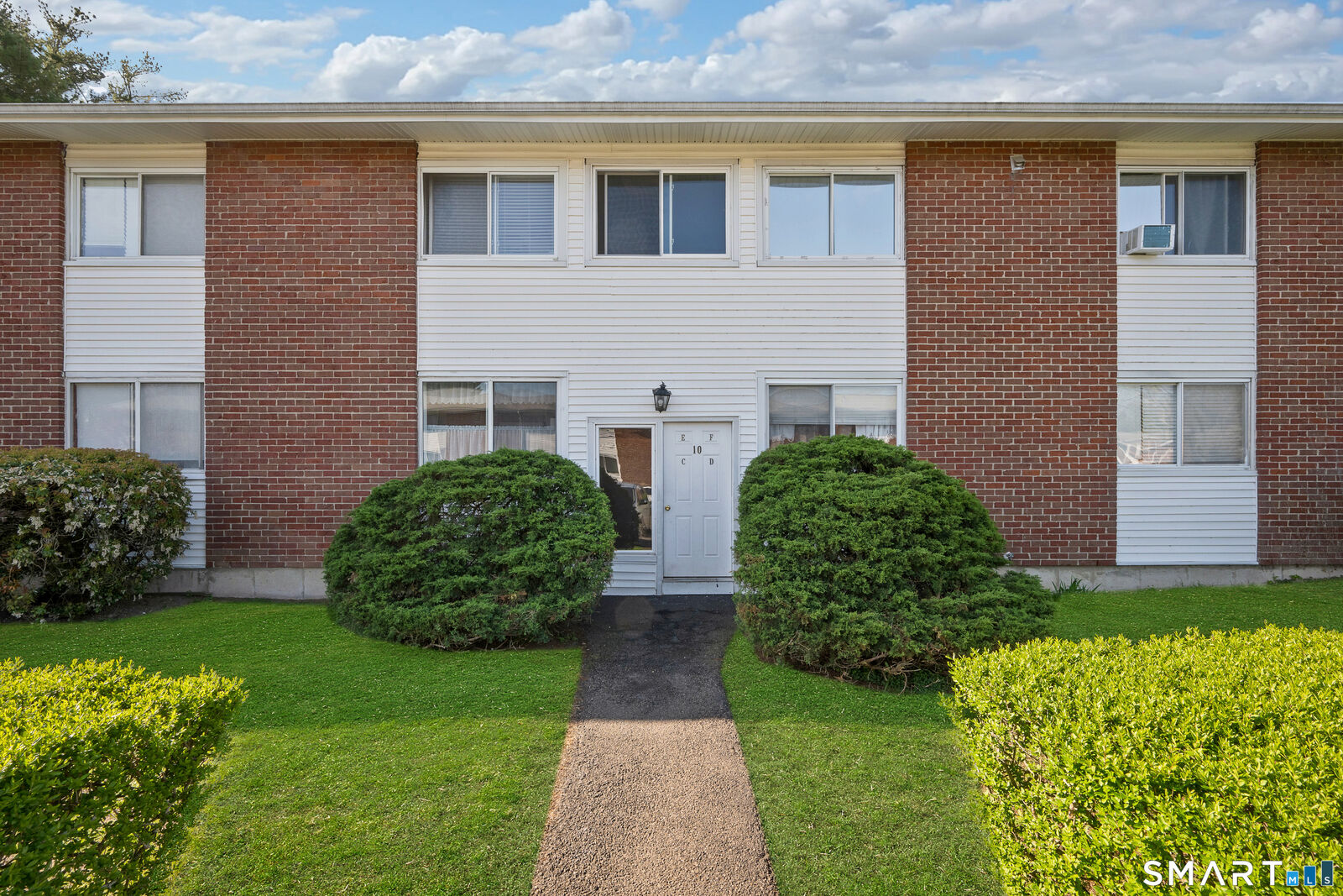 Property Photo:  80 County Street 10F  CT 06851 