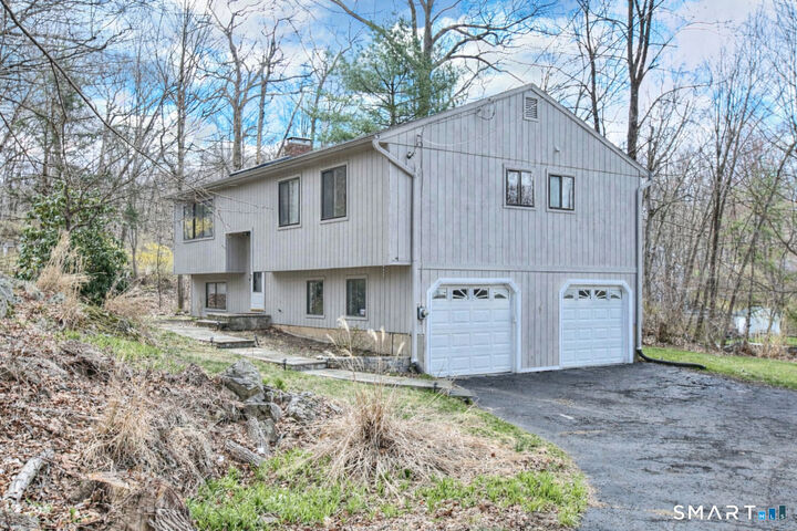 Property Photo:  518 Bennetts Farm Road  CT 06877 