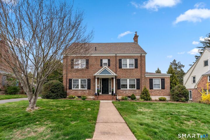 Property Photo:  602 Park Road  CT 06107 
