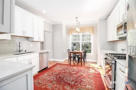 Property Photo:  61 Woodcrest Lane 61  CT 06810 