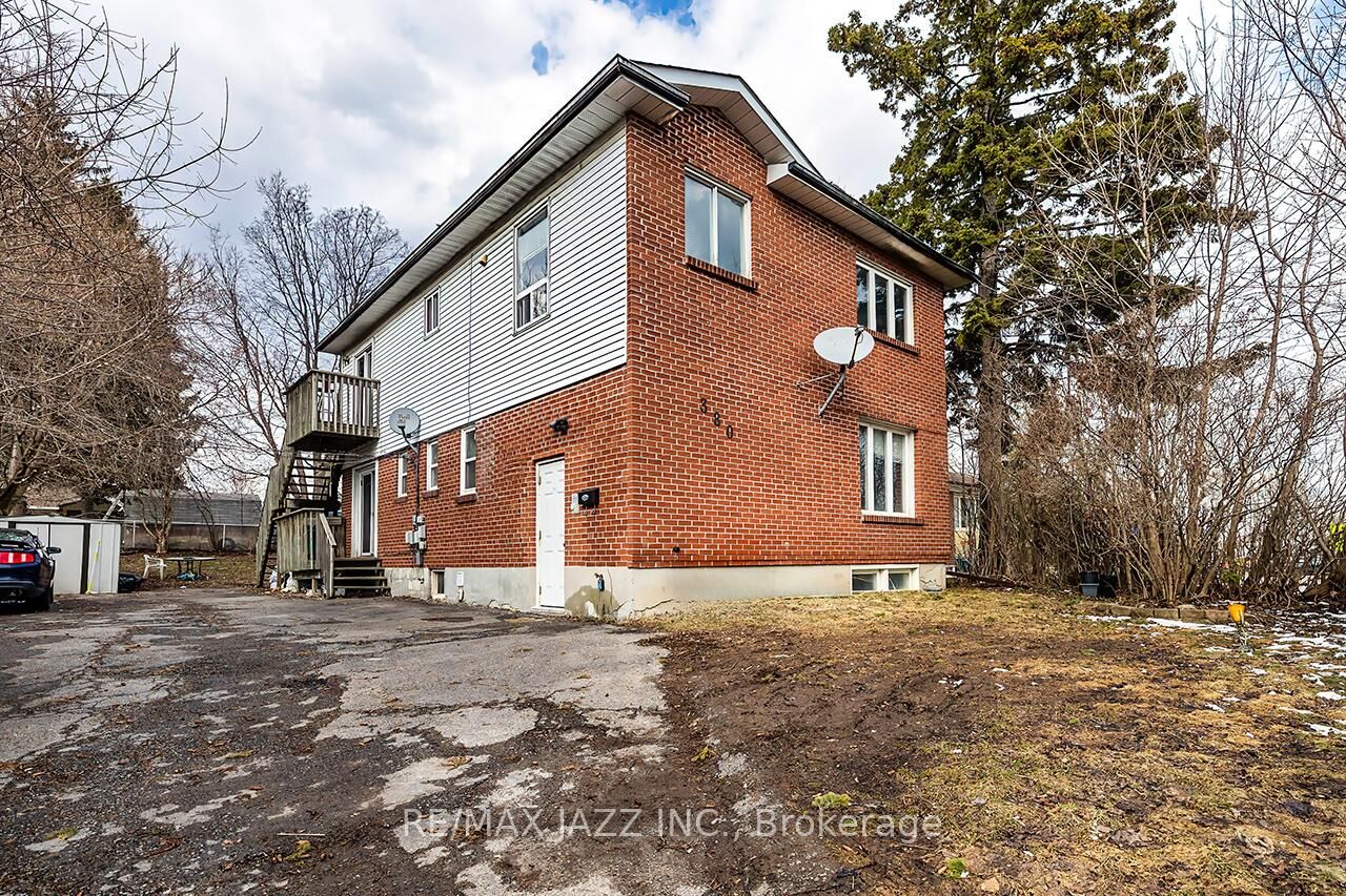 Property Photo: 380 Phillip Murray Avenue ON L1J 1H3