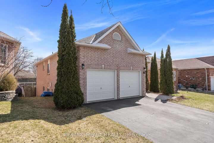 Property Photo: 766 Munson Crescent ON K9A 5N9