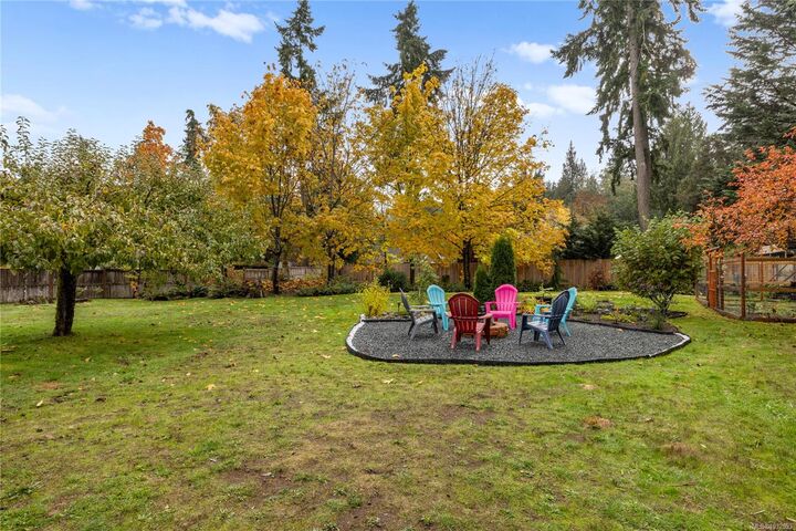 2920 Marshall Rd — photo 1