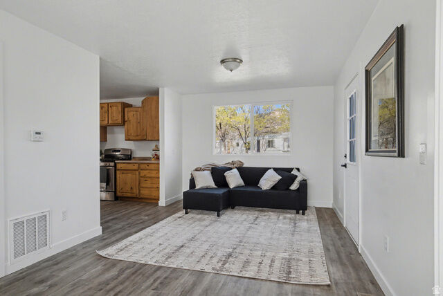 Property Photo: 112 Shuman UT 84520