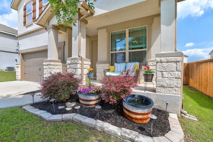 Property Photo:  5820 Livorno Cove  TX 78665 