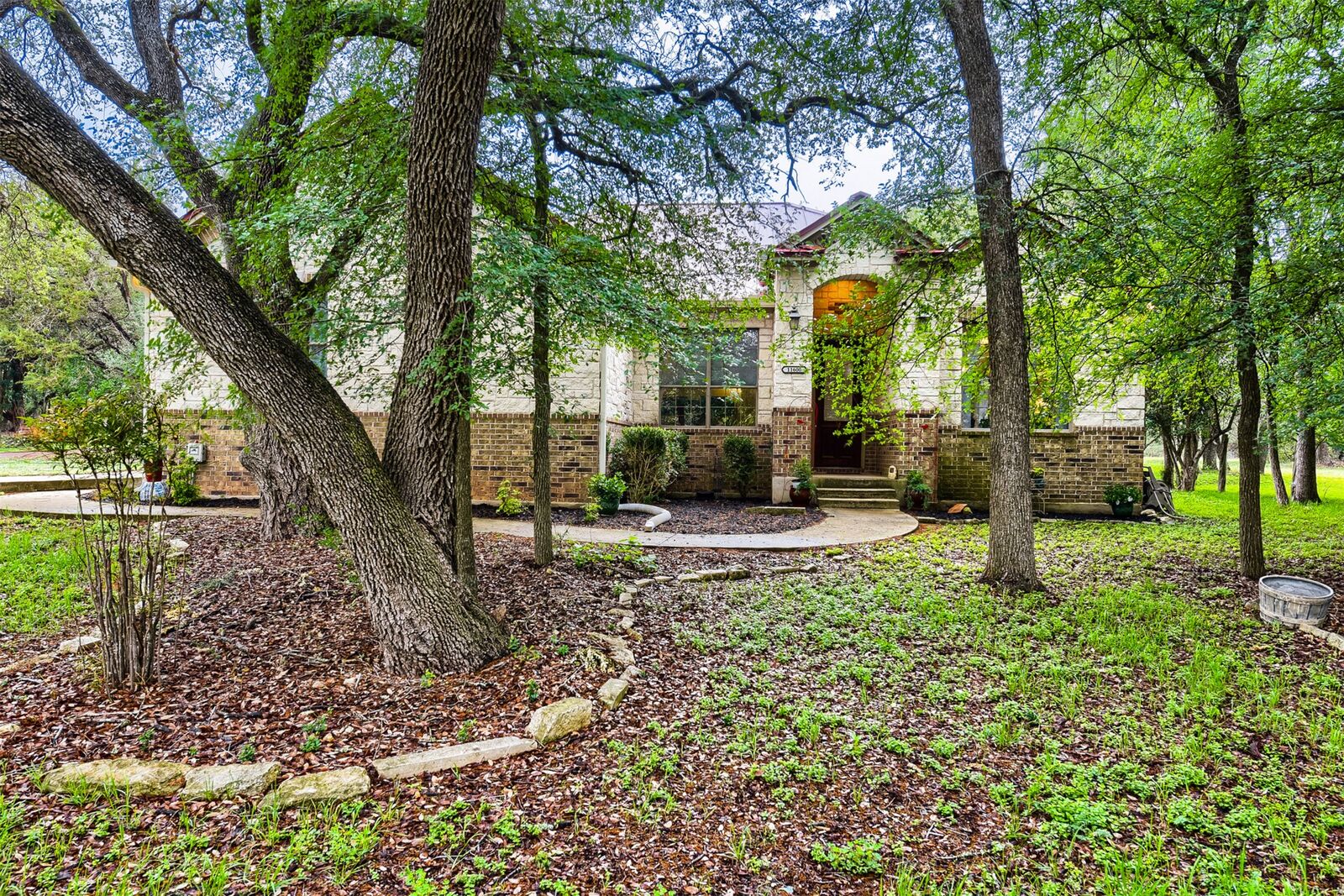 Property Photo:  11600 Chapel Lane  TX 78748 