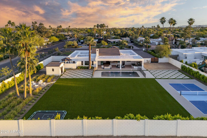 Property Photo:  8570 E Pepper Tree Lane  AZ 85250 