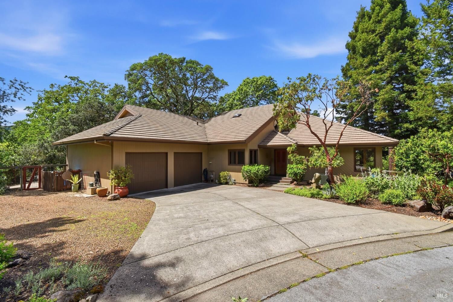 Property Photo: 4730 Woodcliff Court CA 95405