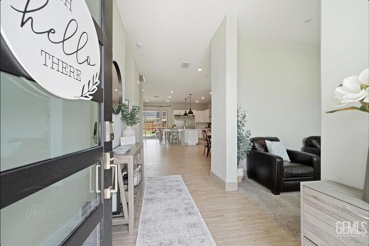 Property Photo:  9406 Hill Springs Lane  CA 93263 