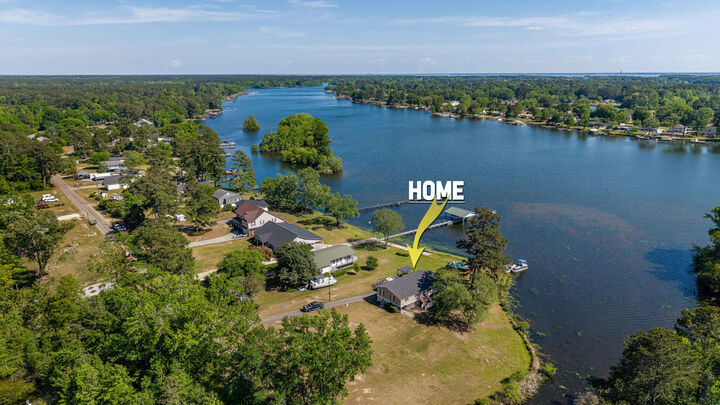 Property Photo:  1719 Taw Caw Drive  SC 29148 