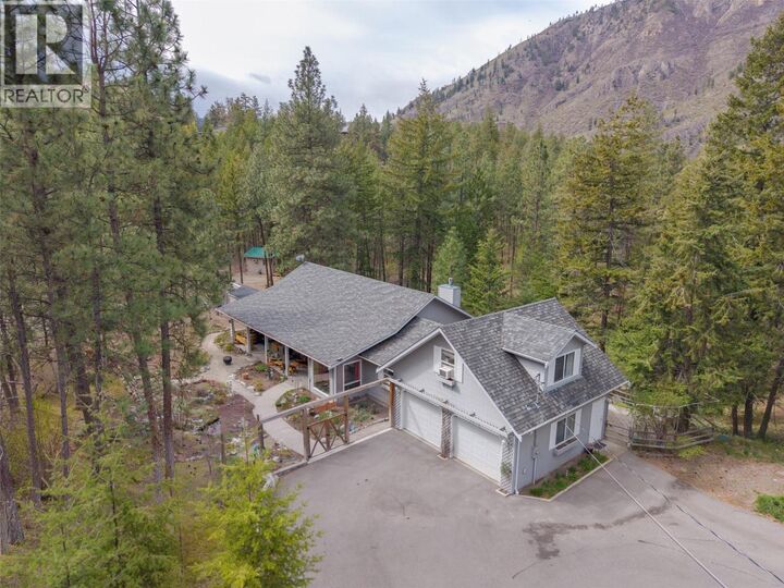 Property Photo: 143 Saddlehorn Drive BC V0H 1K0