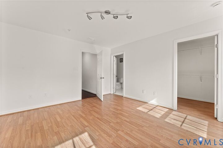 Property Photo:  3904 Village Townes Walk  VA 23060 