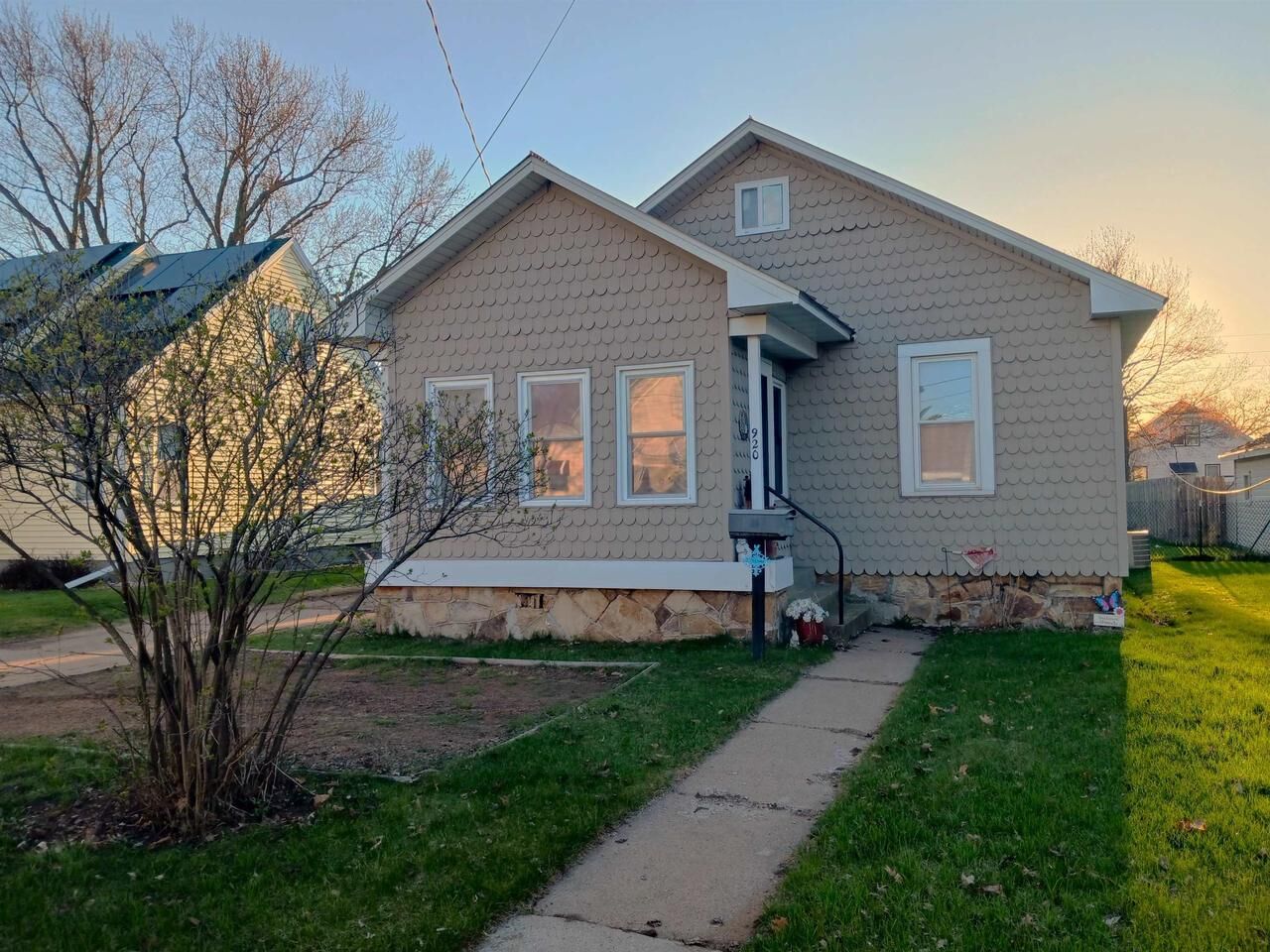 Property Photo:  920 5th Street South  WI 54494 