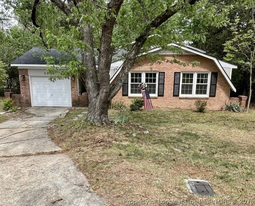 Property Photo:  2006 Shiloh Drive  NC 28304 