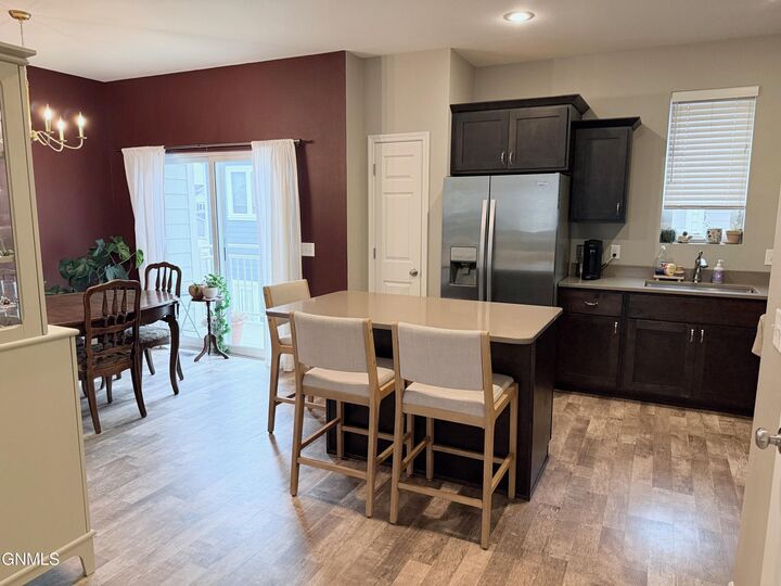 Property Photo:  3206 Kenner Loop  ND 58504 