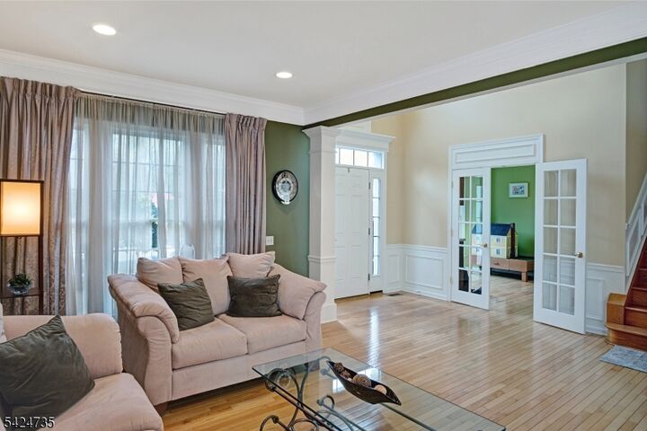 Property Photo:  7 Hager St  NJ 08816 