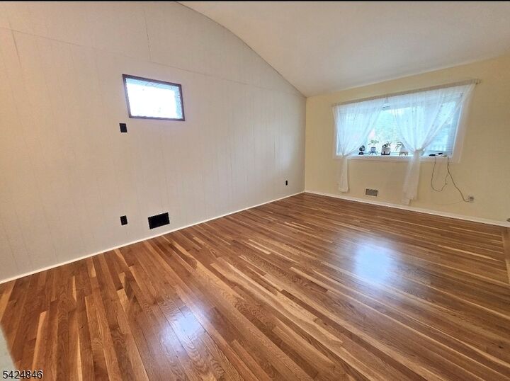 Property Photo:  258 N Gaston Ave  NJ 08876 