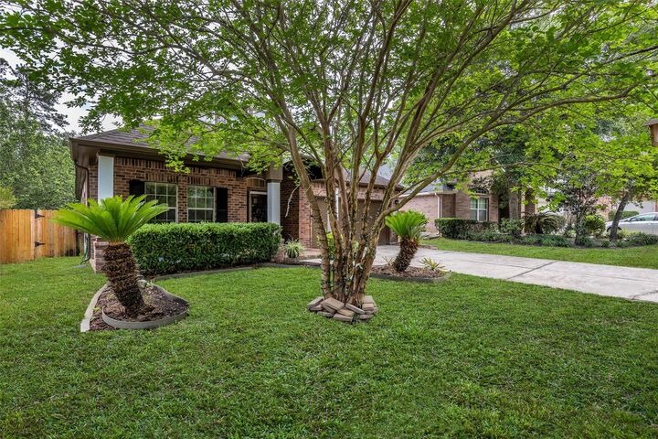 Property Photo:  134 S Star Ridge Circle  TX 77382 