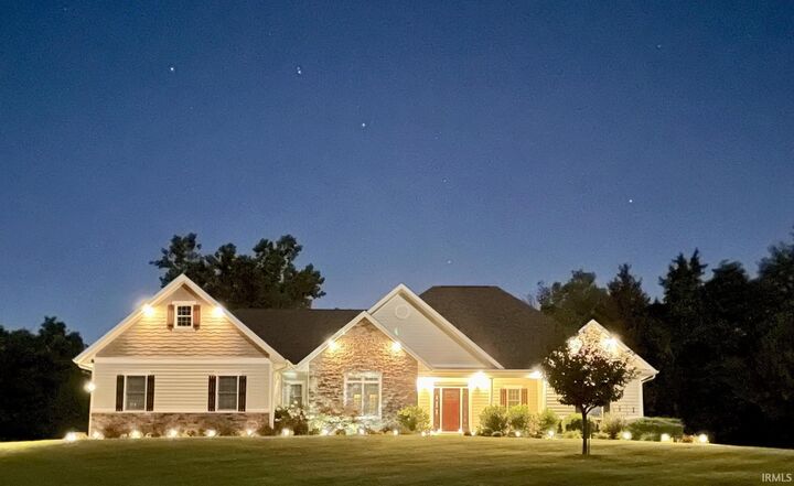 Property Photo:  2909 E Kylie Court  IN 47401-8386 