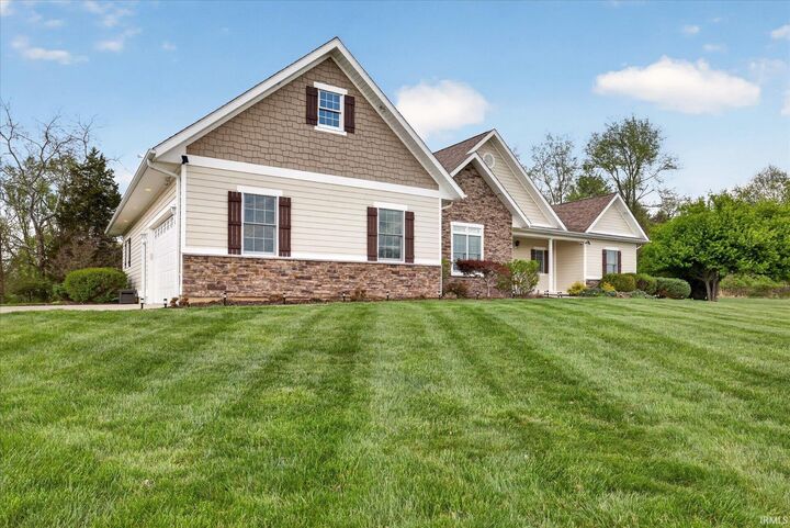Property Photo:  2909 E Kylie Court  IN 47401-8386 
