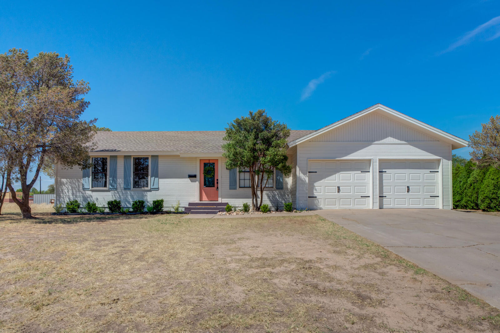 Property Photo:  2002 58th Street  TX 79412 