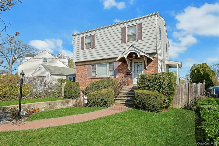 Property Photo:  150 Windermere Drive  NY 10710 