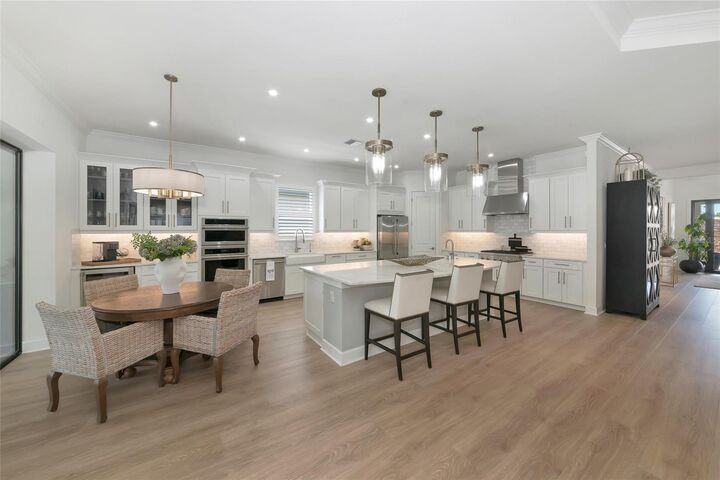 Property Photo:  4625 Trento Place  FL 34211 