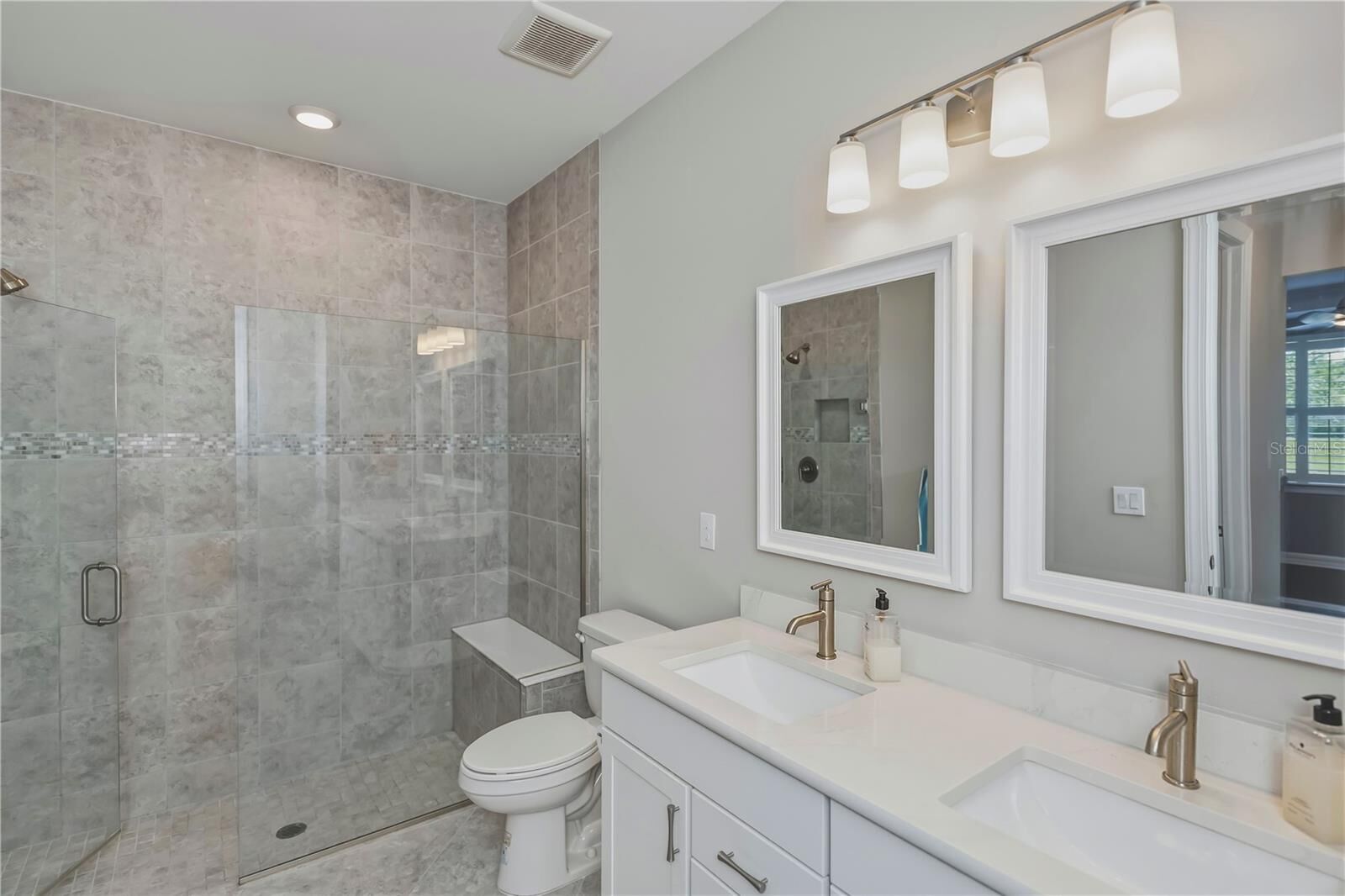 Property Photo:  13927 Vadini Street  FL 34293 