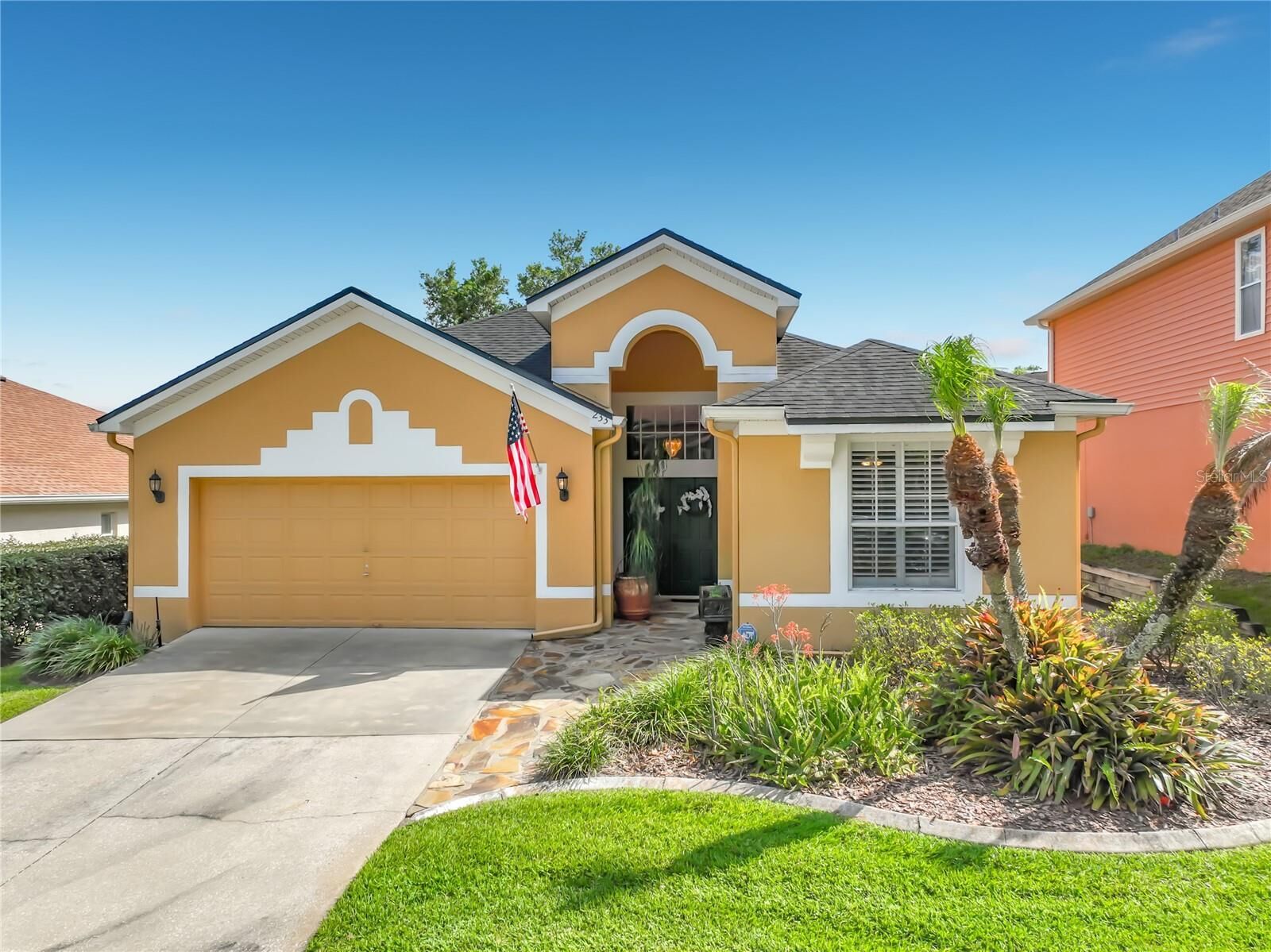 Property Photo:  233 Hanging Moss Circle  FL 32746 
