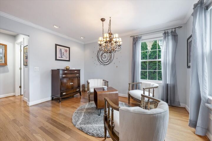 Property Photo:  424 S Home Avenue  IL 60068 